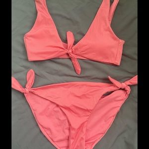 KNOT TIE BIKINI